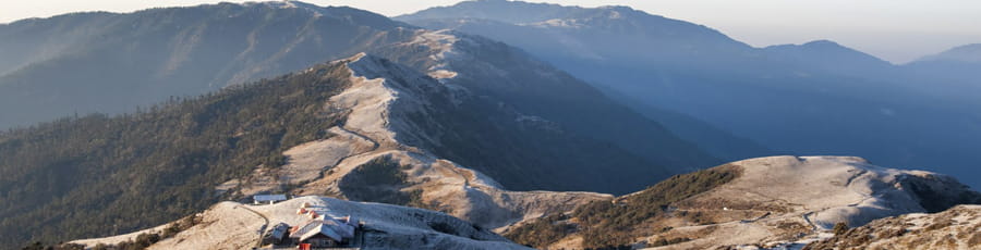 Be an Explorer for planning your Sandakphu trek